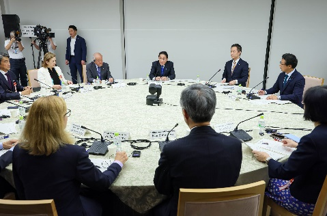 「資産運用立国と日本金融市場の魅力向上に関する会合」の模様