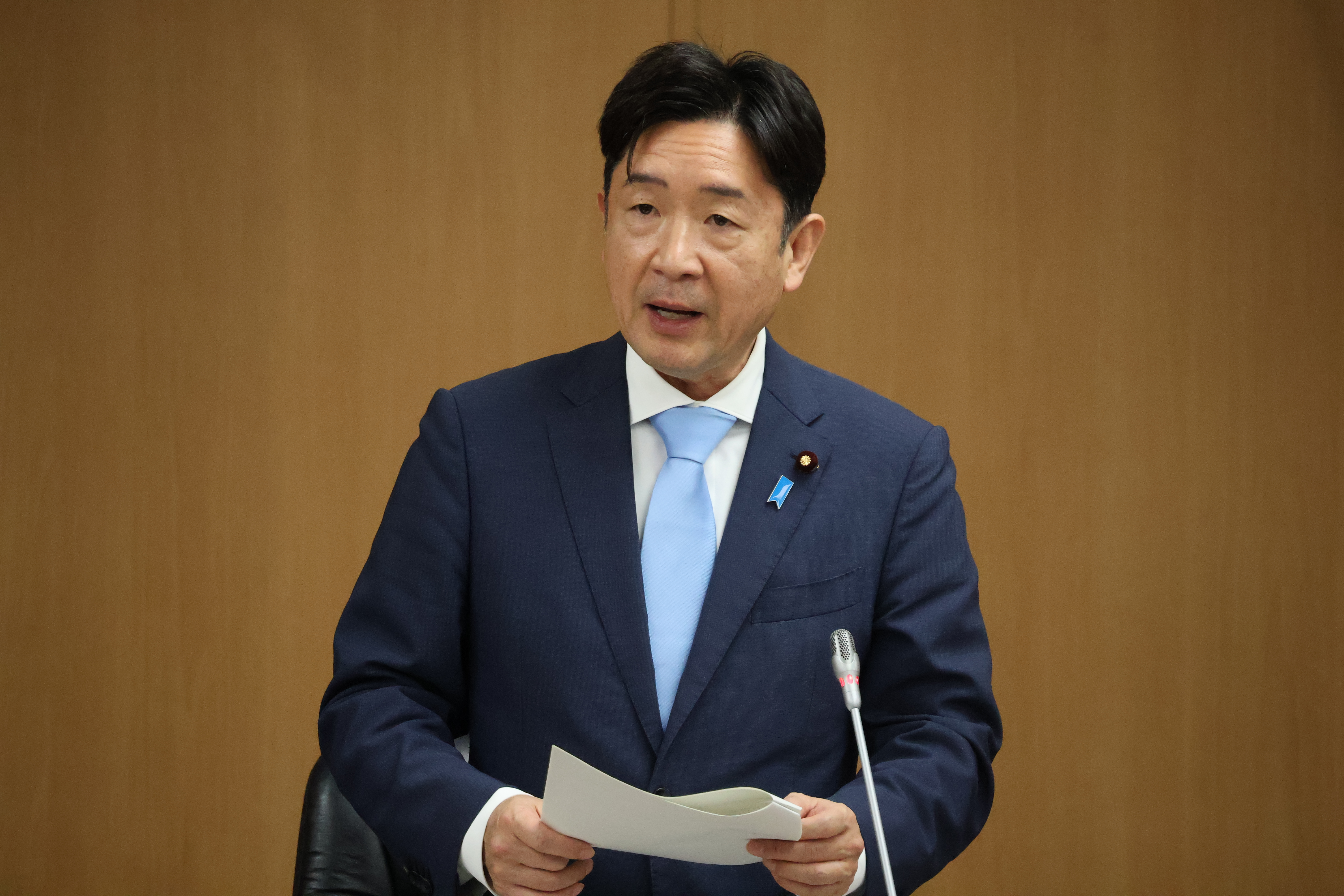 挨拶をする瀬戸内閣府副大臣